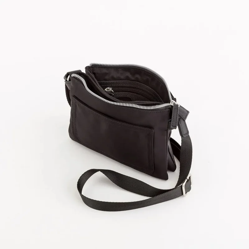 كاربيزا حقائب كروس بودي تريفيس